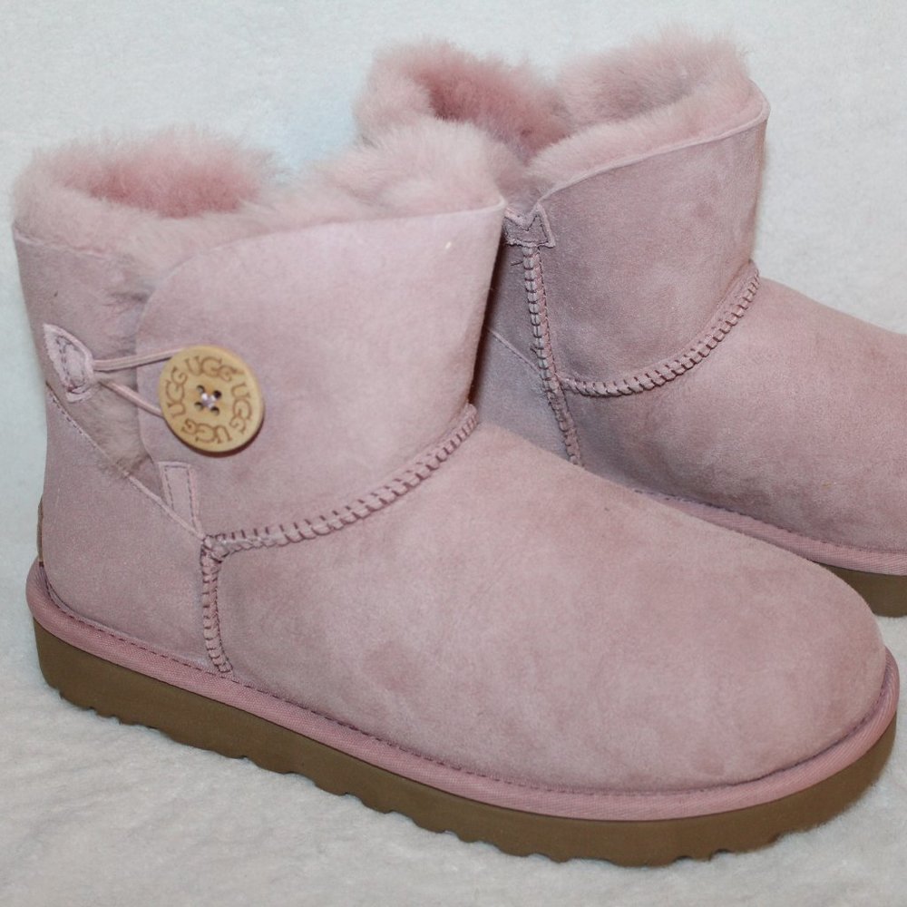 NEW UGG MINI BAILEY BUTTON SUEDE BOOTS PINK 8
